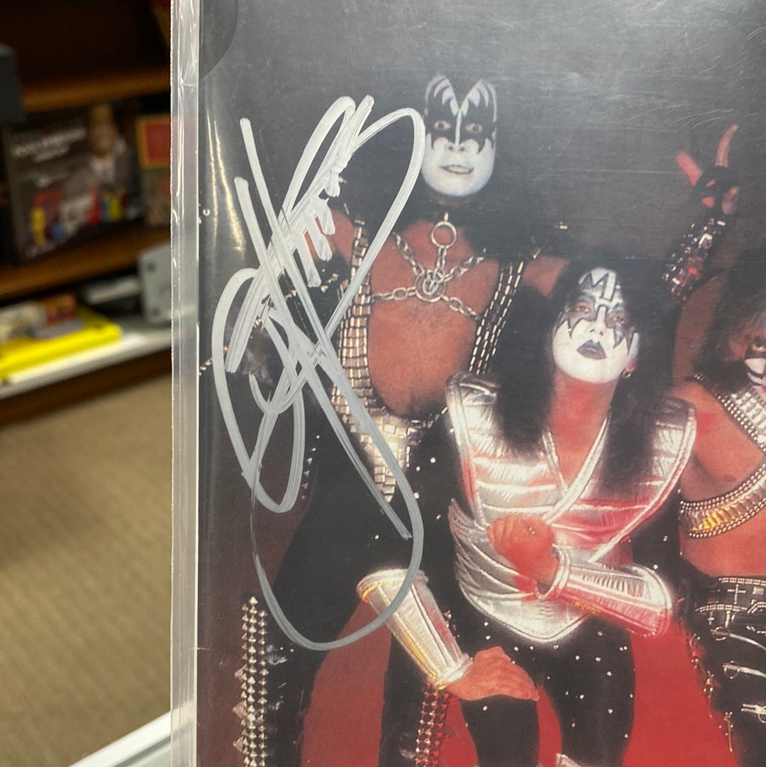 Kiss Zomibes #1 Gene Simmons Signed Virgin Photo Cover