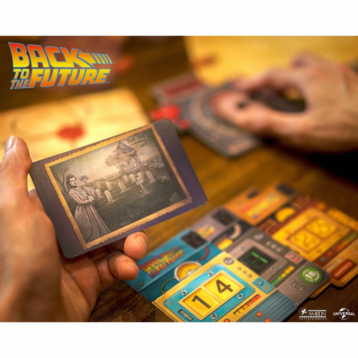 Back to the Future: A Letter From the Past strategy game [Spanish Edition]