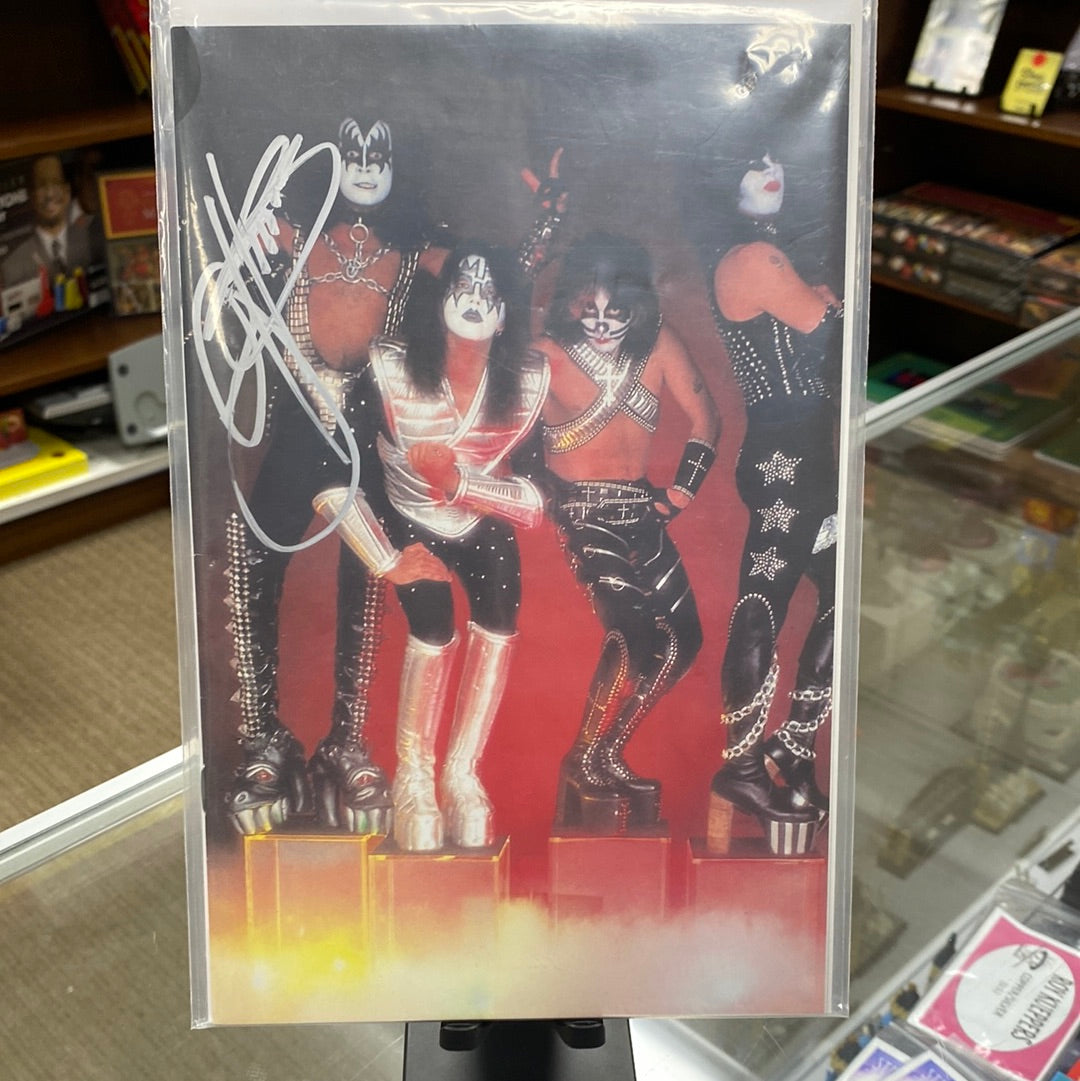 Kiss Zomibes #1 Gene Simmons Signed Virgin Photo Cover