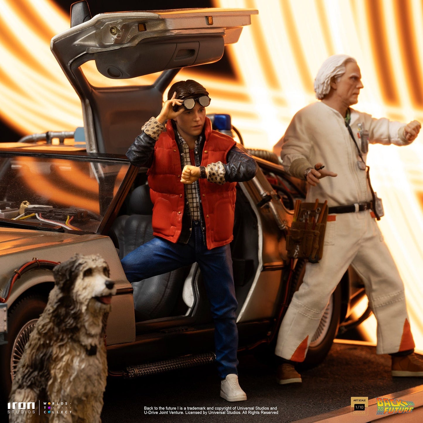 Iron Studios Back to the Future DeLorean (Full Deluxe Version including Marty McFly and Doc Brown) 1:10 Scale Statues