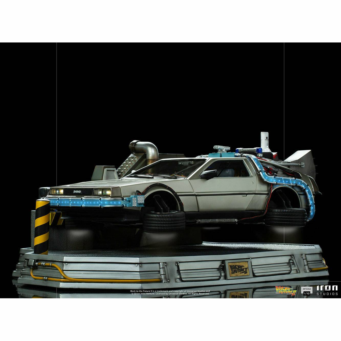 Iron Studios Back to the Future Part II DeLorean (Regular Version) 1:10 Scale Statue