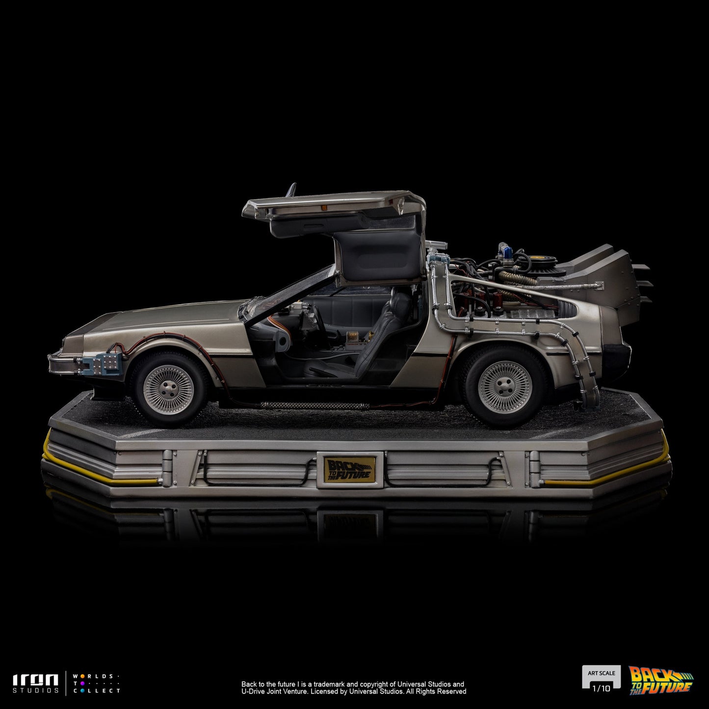 Iron Studios Back to the Future DeLorean 1:10 Scale Statue