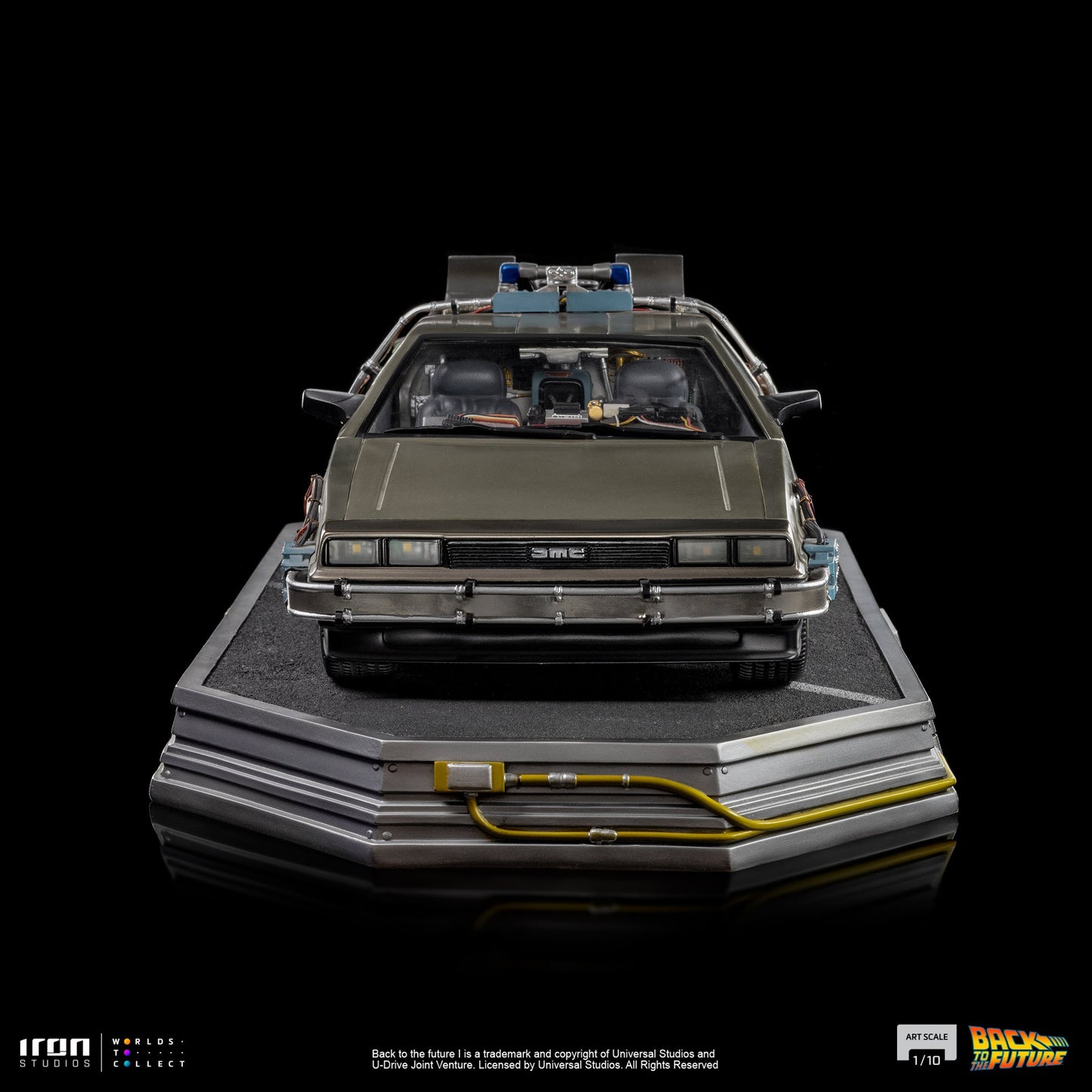 Iron Studios Back to the Future DeLorean 1:10 Scale Statue