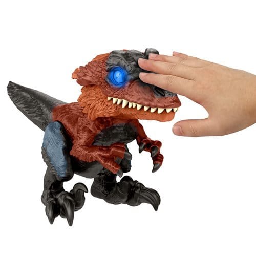 Jurassic World Uncaged Ultimate Pyroraptor